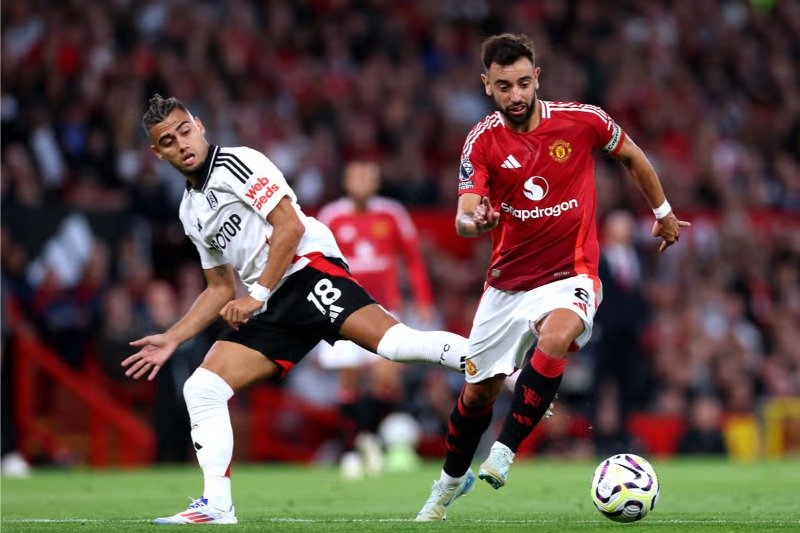 Fulham gặp khó trước Manchester United